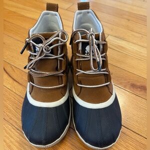 Women’s Sorel Out ‘N About III Waterproof Duck Boots Size 6.5